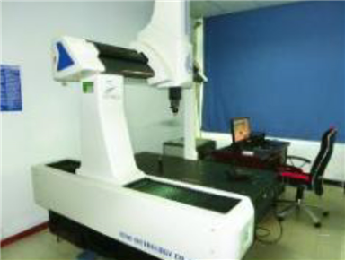 Three-coordinate inspection machine